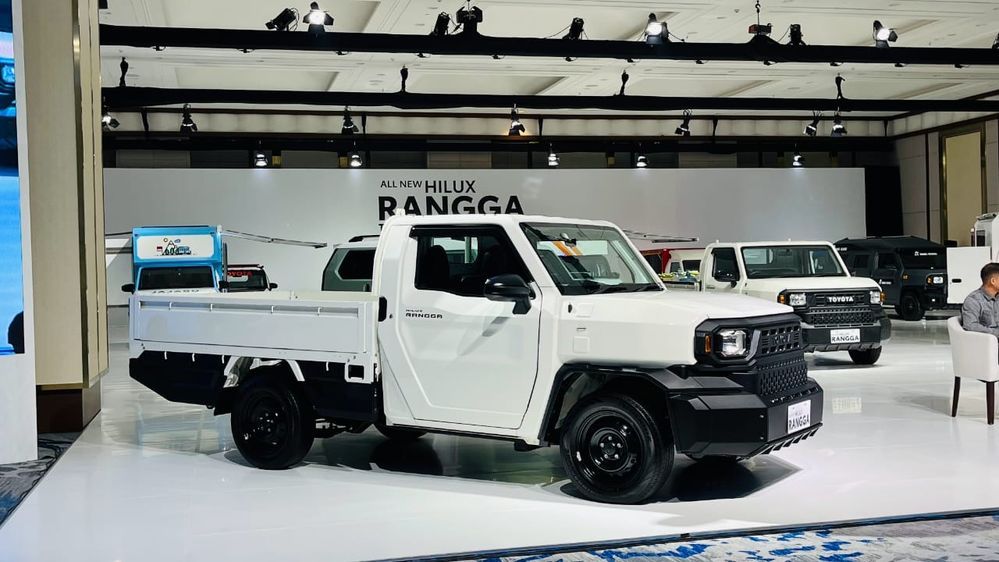 Toyota Hilux: Irit Bahan Bakar? Mengupas Klaim dan Realita Konsumsi BBM