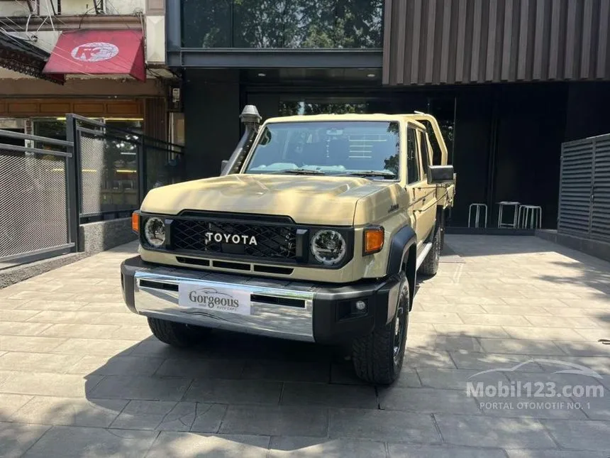 2025 Toyota Land Cruiser 70 GXL SUV