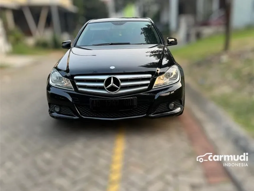 2013 Mercedes-Benz C200 CGI Sedan