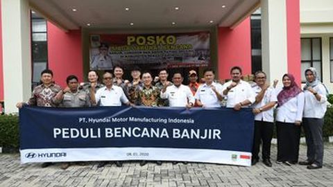 Hyundai Beri Bantuan Senilai Ratusan Juta untuk Korban Banjir