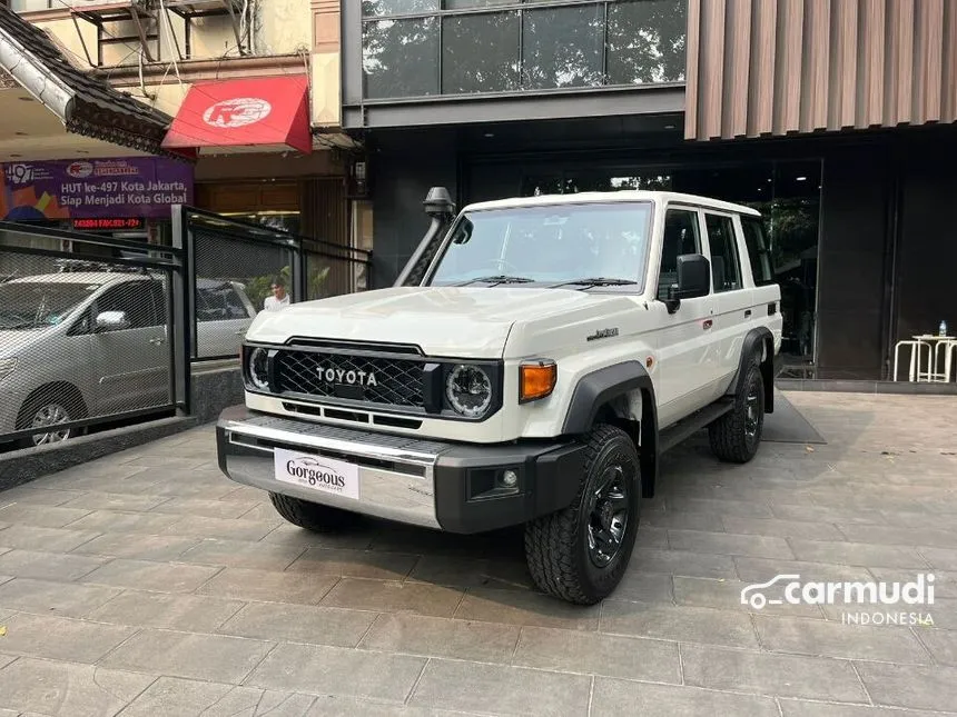 2024 Toyota Land Cruiser 70 GXL SUV