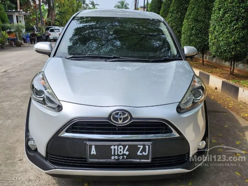 Jual Mobil Toyota Sienta 2017 V 1.5 di Banten Automatic MPV Silver Rp 168.000.000