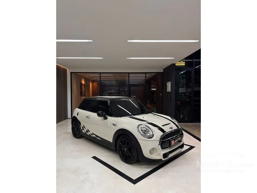 2017 MINI Cooper S 3 Door Hatchback