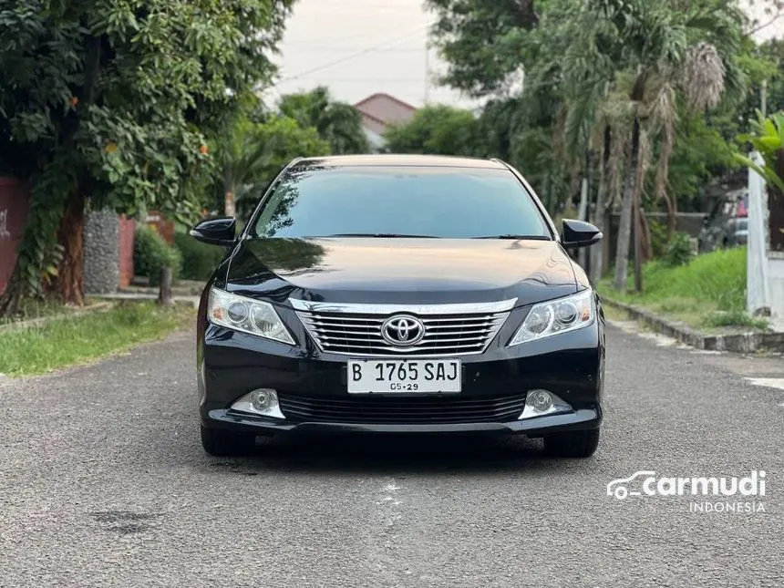 2014 Toyota Camry V Sedan