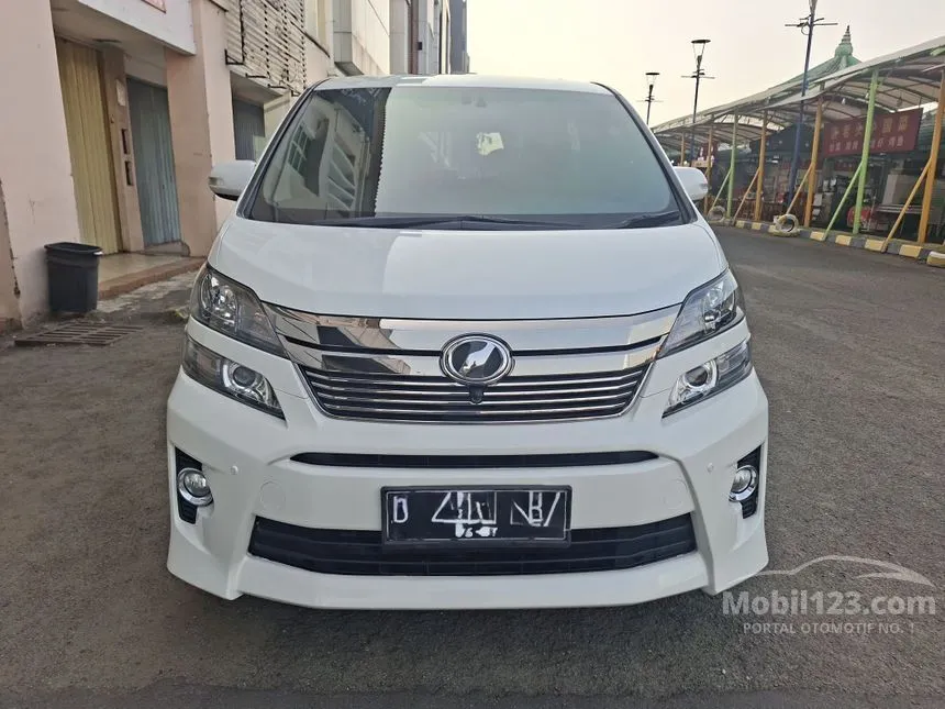 2014 Toyota Vellfire Z MPV