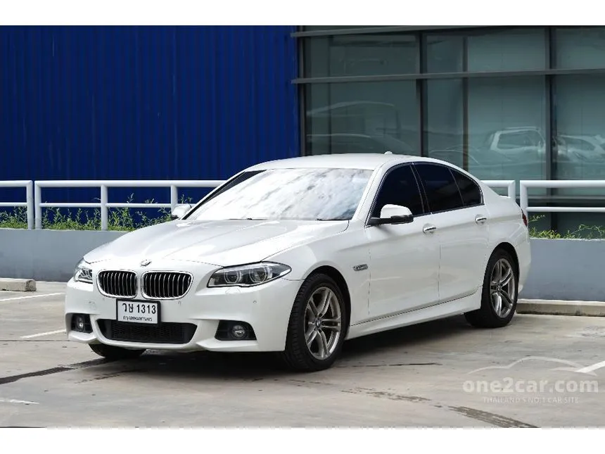 2014 BMW 528i Luxury Sedan