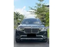 2022 BMW X7 3.0 xDrive40i Opulence SUV Black on Black Odo 40 Rb (TERMURAH)