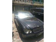 2004 Mercedes-Benz C240 2.6 Elegance Sedan