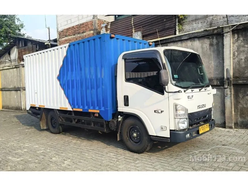 2025 Isuzu Elf NLR L Truck