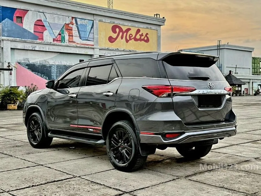 2019 Toyota Fortuner VRZ TRD 4X2 SUV