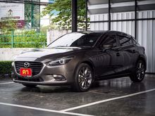 2017 Mazda 3 2.0 (ปี 14-17) S Sports Hatchback AT