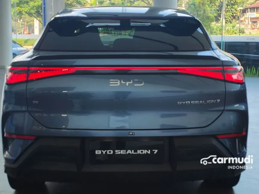 2025 BYD Sealion 7 Premium SUV