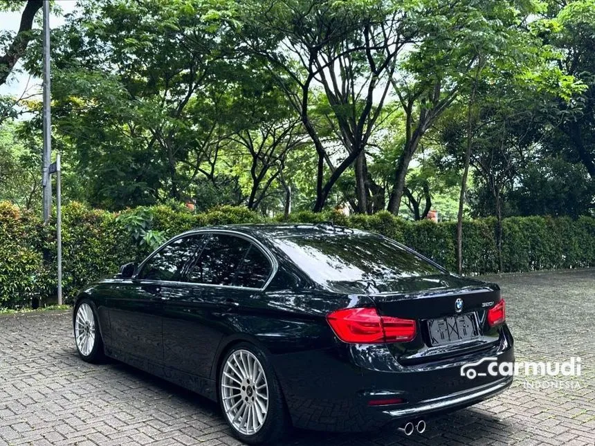 2018 BMW 320i Luxury Sedan