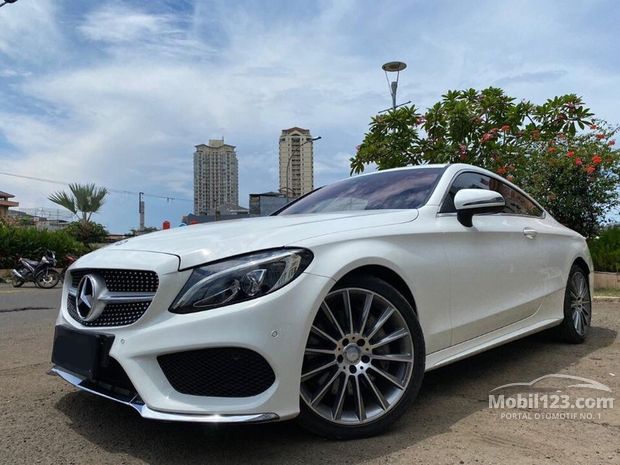 Mercedes Benz C Class Amg Mobil Bekas Baru Dijual Di Indonesia Dari 80 Mobil Coupe Di Mobil123