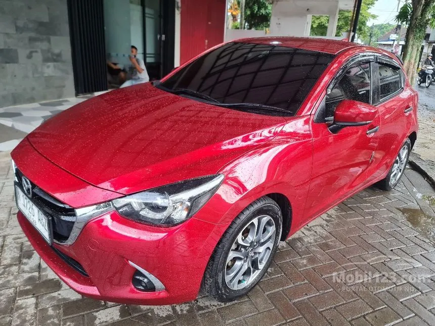 Jual Mobil Mazda 2 2017 GT 1.5 di Jawa Timur Automatic Hatchback Merah Rp 190.000.000