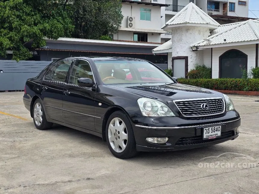 2001 Lexus LS430 Sedan