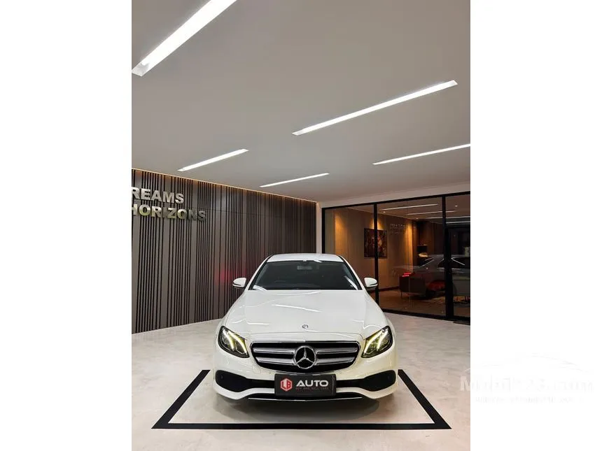 2017 Mercedes-Benz E250 Avantgarde CKD Sedan