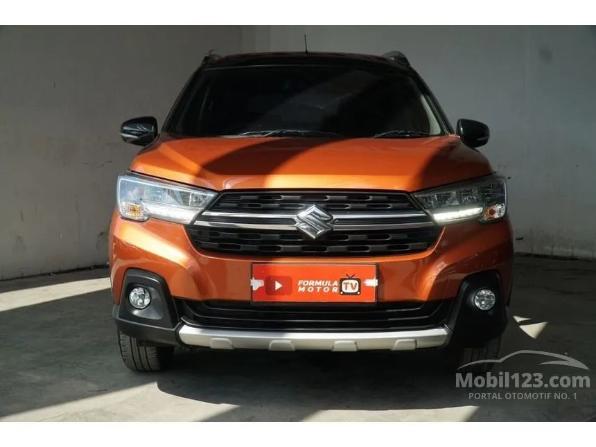Jual Mobil Suzuki XL7 2021 ALPHA 1.5 di Jawa Barat Automatic Wagon Orange Rp 190.000.000