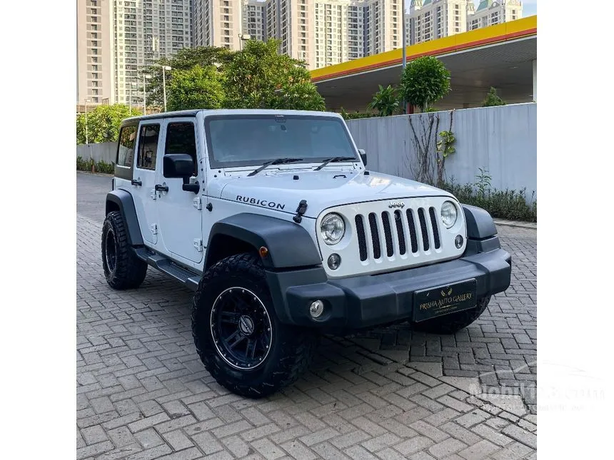 Jual Mobil Jeep Wrangler 2015 Rubicon 3.0 di DKI Jakarta Automatic SUV Putih Rp 1.075.000.000