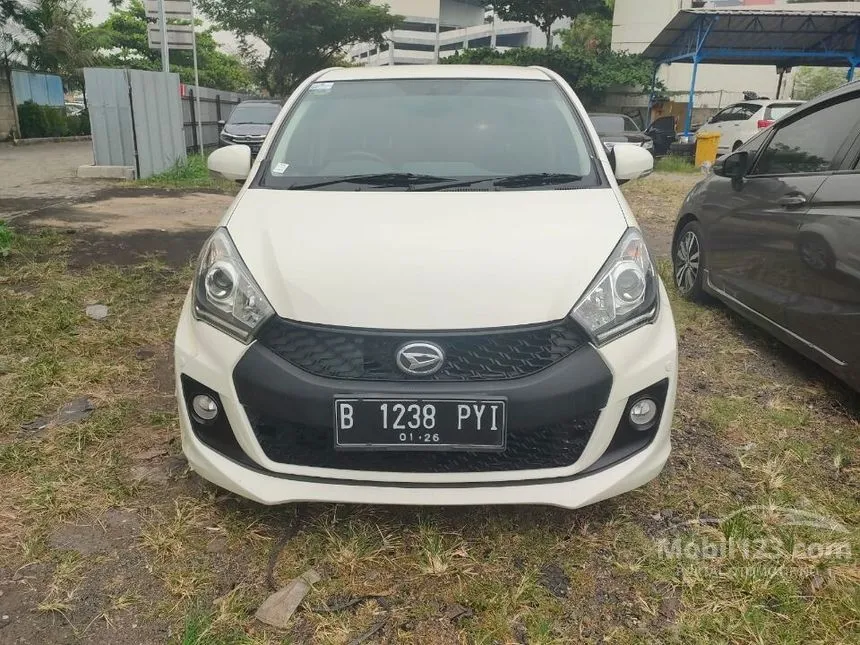 Jual Mobil Daihatsu Sirion 2015 D FMC 1.3 di DKI Jakarta Automatic Hatchback Putih Rp 117.000.000