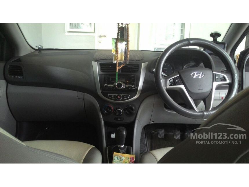 2014 Hyundai Grand Avega GL Hatchback