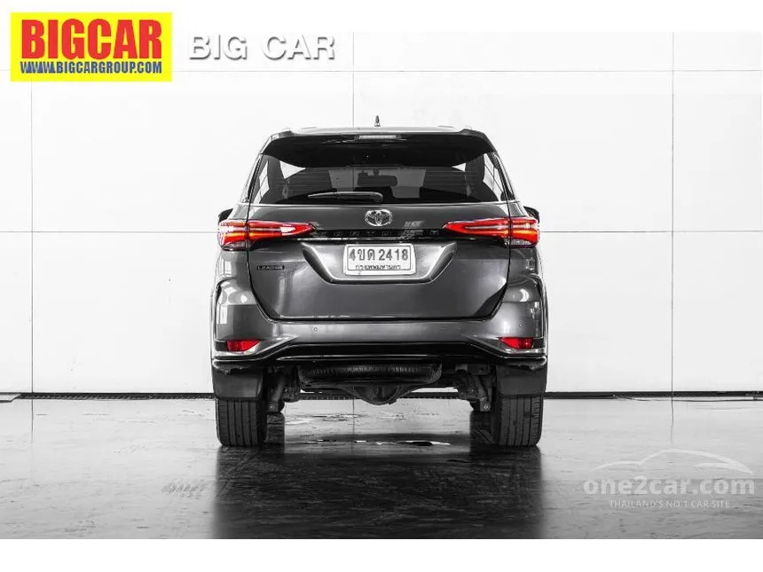 2023 Toyota FORTUNER Leader V SUV