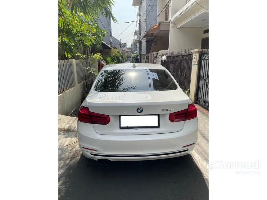 2016 BMW 320i Sport Sedan