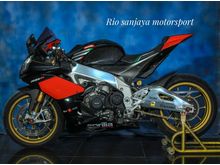 Aprilia RSV4 APRC FACTORY 2014 No zx 10R Diavel harley davidson 48 r6 Panigale s 1199 Bs TT Pajero Dakar 2016 2017 TT Toyota Fortuner VRZ 2016 2017