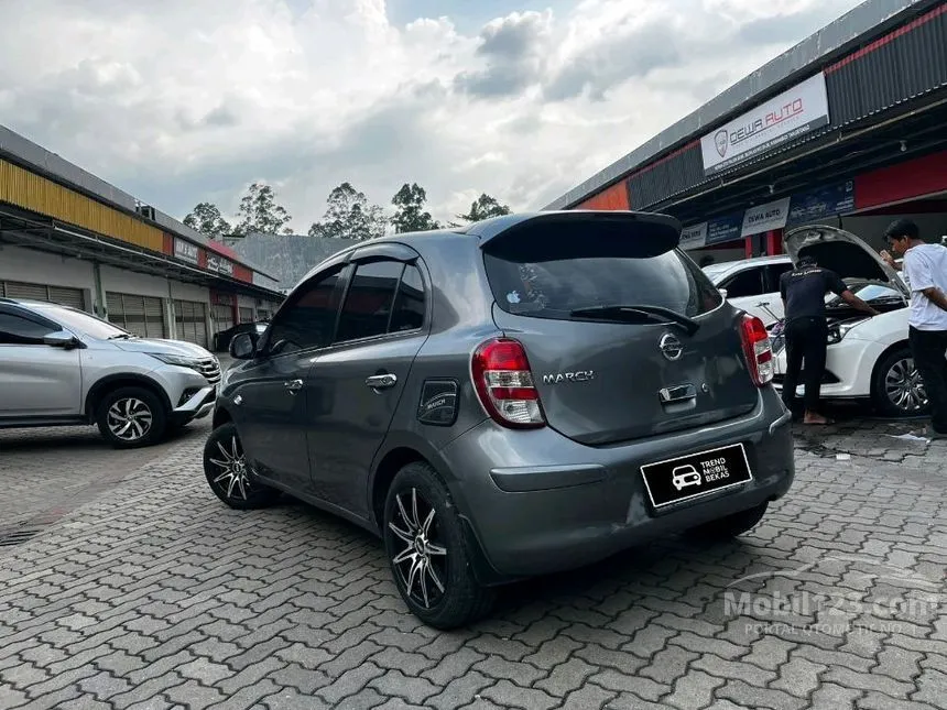 2013 Nissan March Hatchback