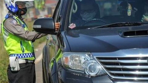 Duh, Ratusan Warga Jakarta Langgar Ganjil-Genap Usai Libur Lebaran