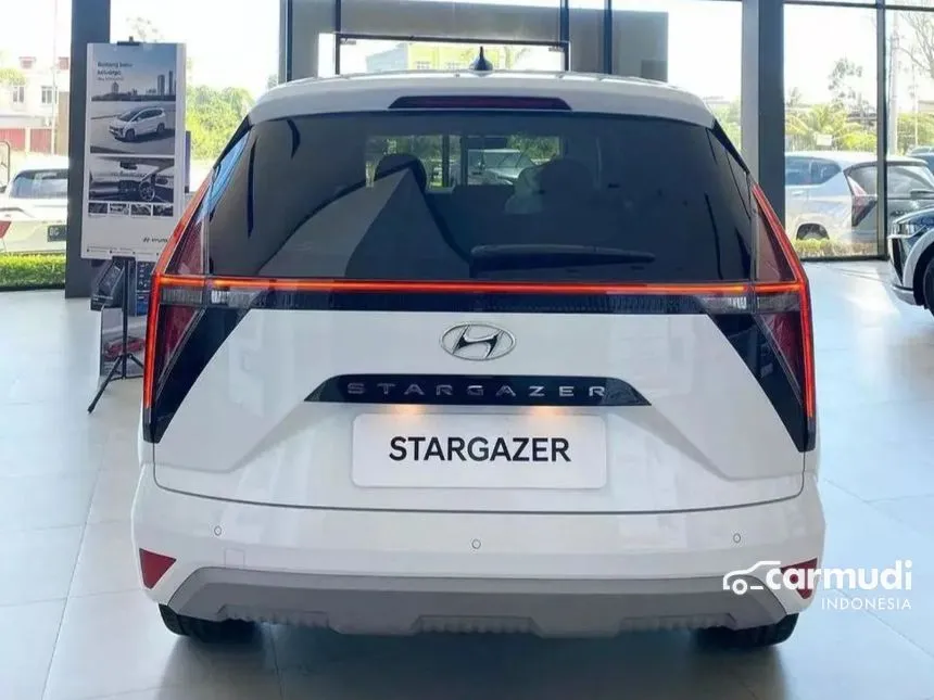 2024 Hyundai Stargazer Essential Wagon