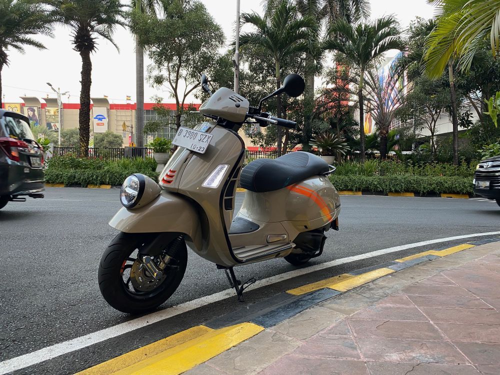  Berkendara Singkat Vespa GTV, Spesifikasi Mumpuni Bikin Langsung Jatuh Hati