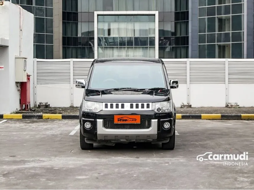 2014 Mitsubishi Delica D5 MPV