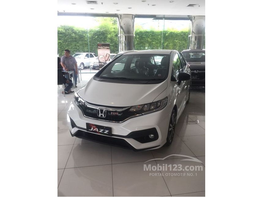 Jual Mobil Honda Jazz 2017 RS 1.5 di DKI Jakarta Automatic 