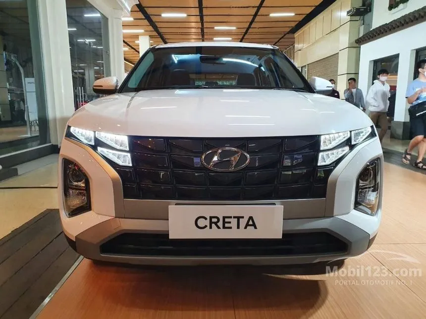 Jual Mobil Hyundai Creta 2024 Trend 1.5 di Jawa Barat Automatic Wagon Putih Rp 317.500.000