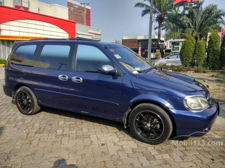 Kia carnival 2002