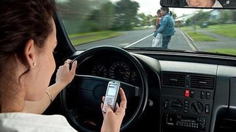 Telepon Genggam Jadi Senjata Mematikan