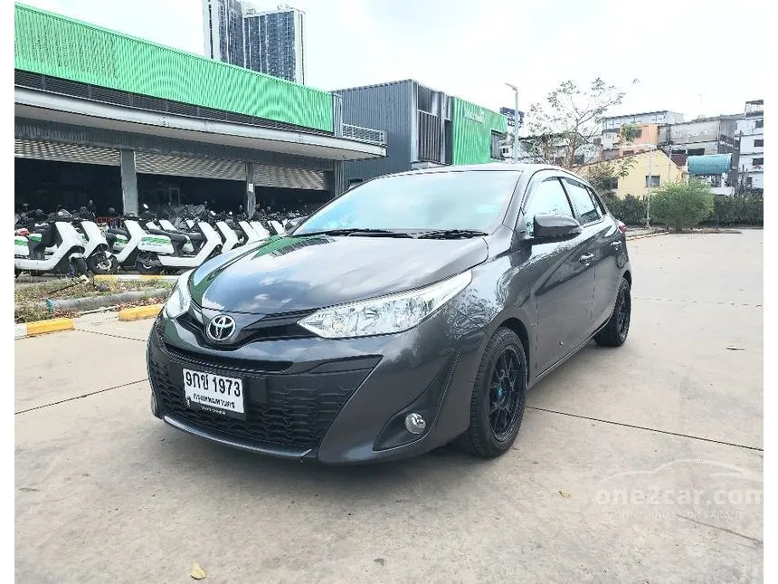 2019 Toyota YARIS E Hatchback