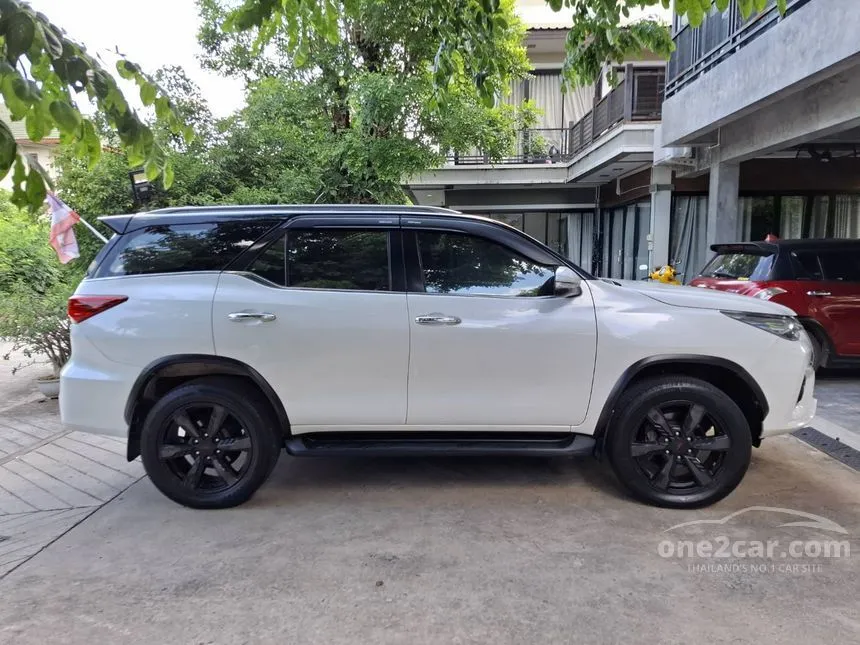 2018 Toyota FORTUNER TRD Sportivo (2-Tone) SUV
