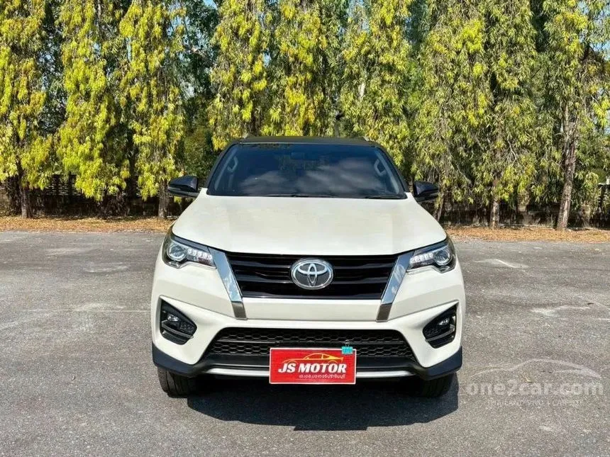 2020 Toyota FORTUNER TRD Sportivo (2-Tone) SUV