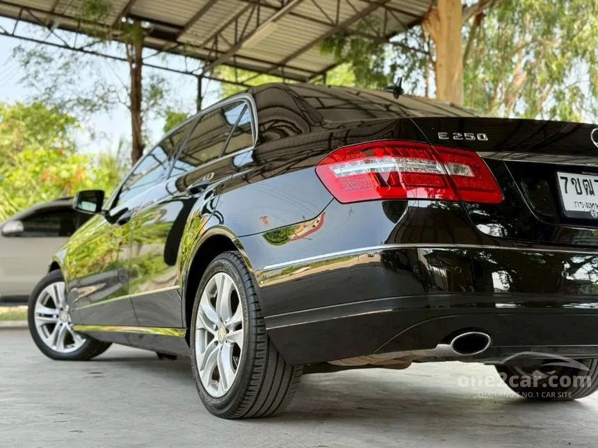 2011 Mercedes-Benz E250 Avantgarde CGI BlueEFFICIENCY Sedan