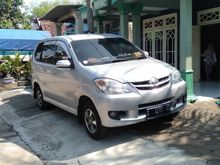 2009 Daihatsu Xenia 1.0 Li DELUXE MPV