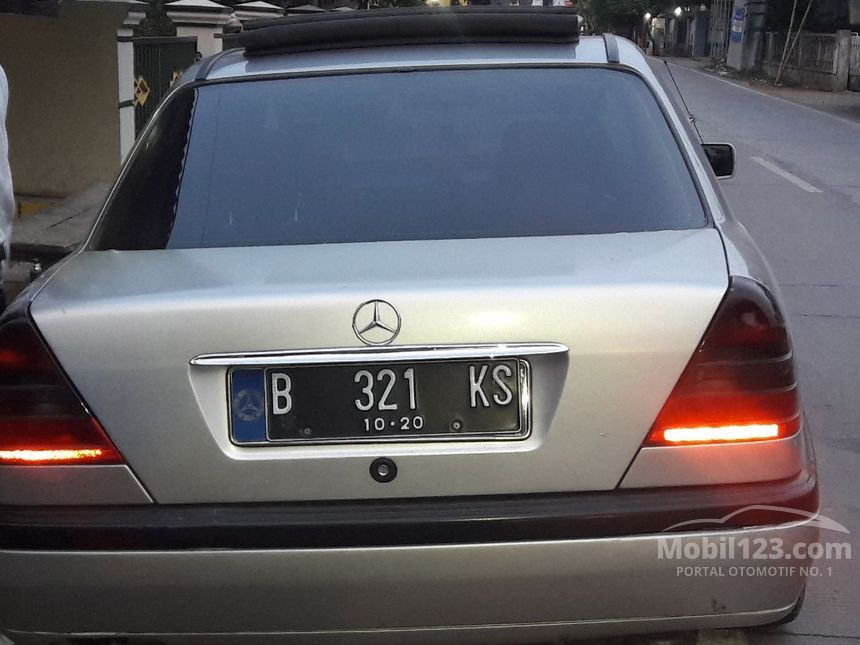 Jual Mobil Mercedes-Benz C180 1994 1.8 Manual 1.8 di Jawa 