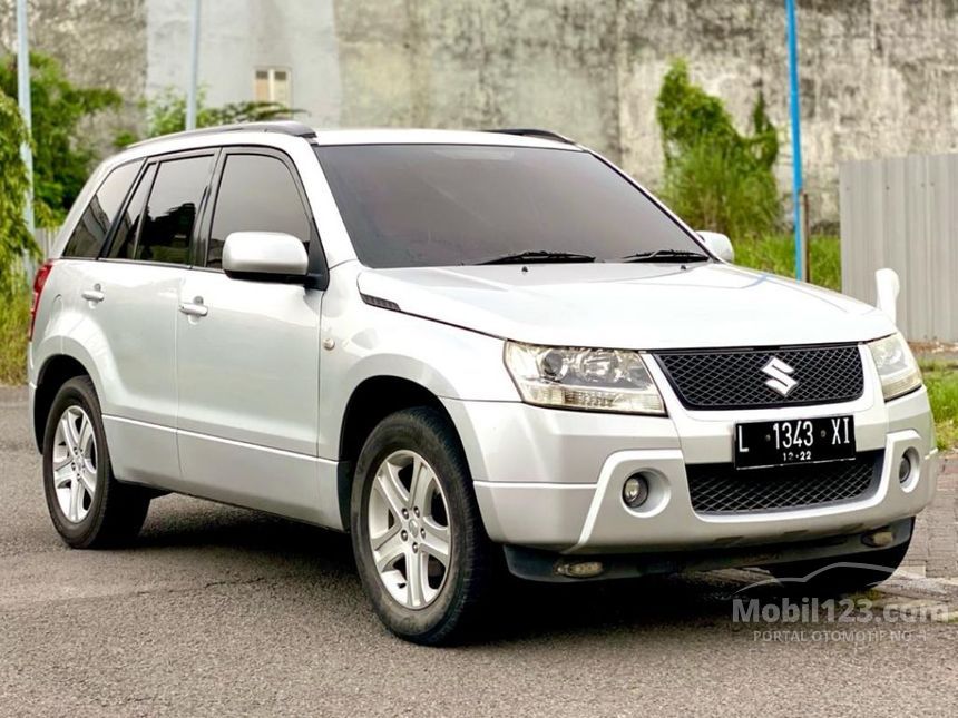 Jual Mobil Suzuki Grand Vitara 2008 Jlx 2 0 Di Sulawesi Tengah Automatic Suv Putih Rp 102 000 000 6716838 Mobil123 Com