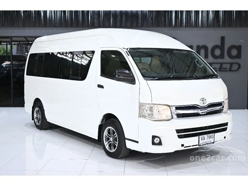 2011 Toyota HIACE D4D Van