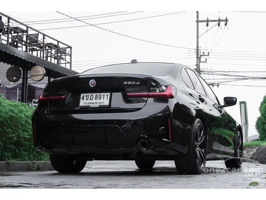 2023 BMW 330e M Sport Sedan