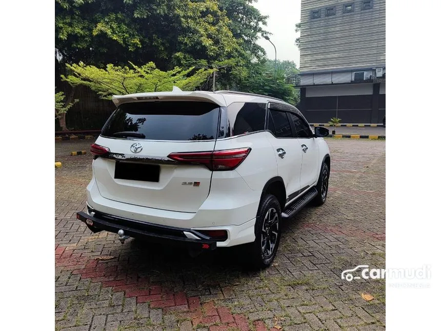 2022 Toyota Fortuner GR Sport 4X2 SUV