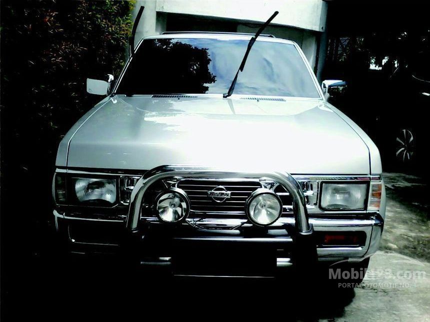 2002 Nissan Terrano Kingsroad F2 SUV