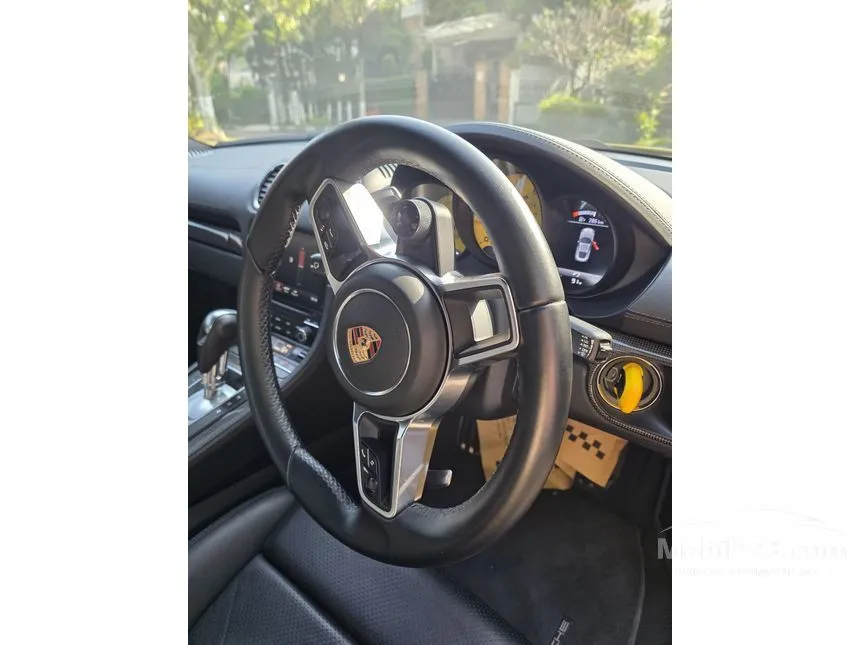 2017 Porsche 718 Cayman S Coupe