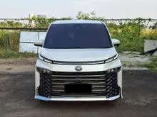 2025 Toyota Voxy 2.0 (Premium Color) MPV